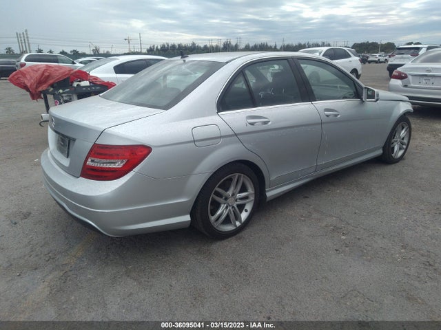 2014 MERCEDES-BENZ C-CLASS C 250 VIN: WDDGF4HB4ER303267