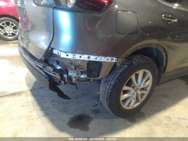 2017 NISSAN ROGUE SV VIN: KNMAT2MV0HP503222