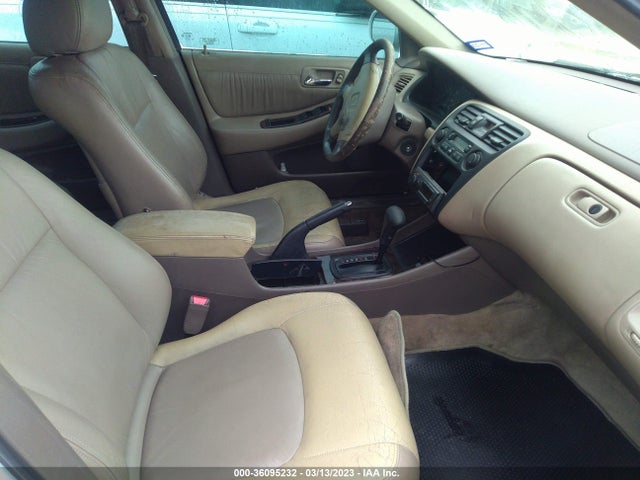 1998 HONDA ACCORD SDN EX VIN: 1HGCG1650WA048992