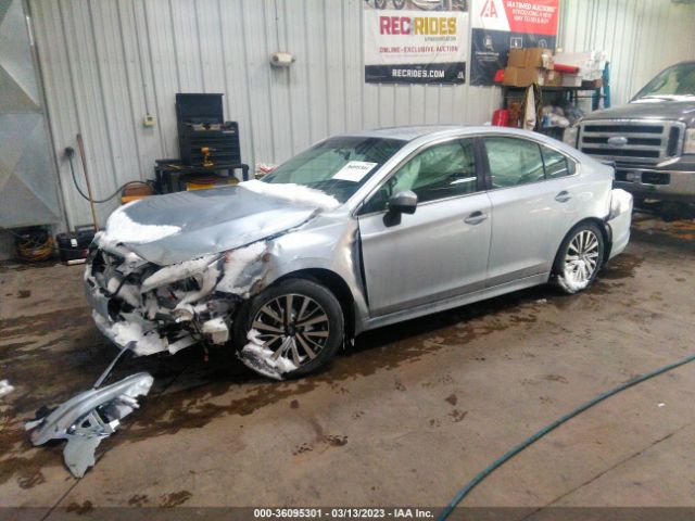 4S3BNAC62J3010318 Subaru Legacy Premium