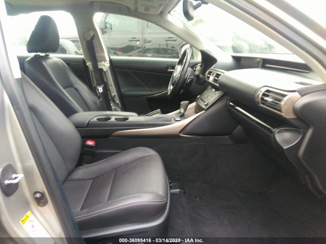 Lexus IS 200T 2016 JTHBA1D28G5002307 Image 7