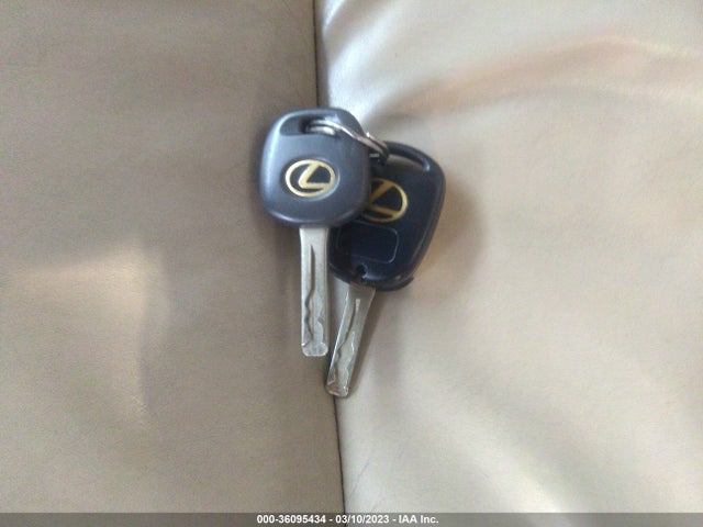 2003 LEXUS ES 300 VIN: JTHBF30G336021544