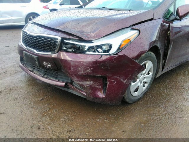 3KPFK4A70JE265808 KIA FORTE LX