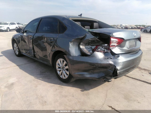 1VWAT7A38FC023396 Volkswagen Passat 1.8t Wolfsburg Ed