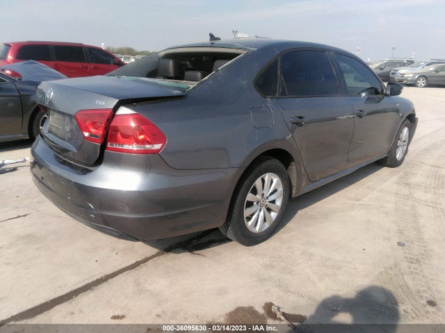 1VWAT7A38FC023396 Volkswagen Passat 1.8t Wolfsburg Ed