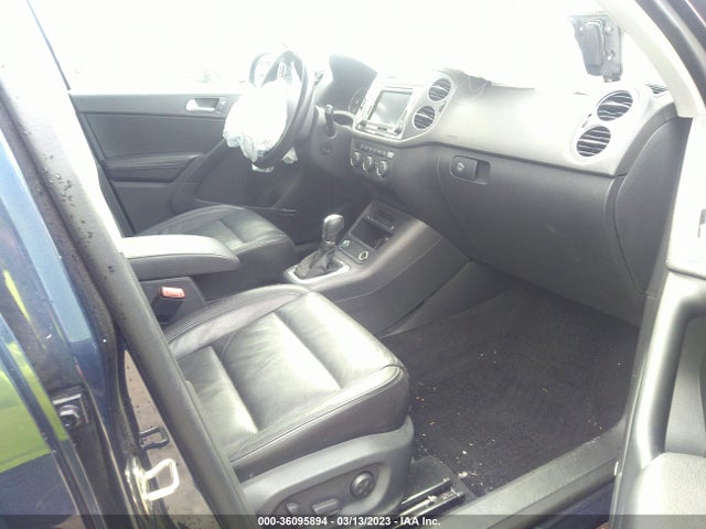 WVGAV7AX7GW522394 Volkswagen Tiguan Sel