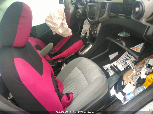 Chevrolet SONIC LS 2014 1G1JA5SG7E4116930 Image 6