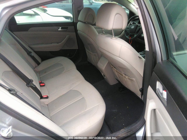 2015 HYUNDAI SONATA 2.4L SE VIN: 5NPE24AF2FH207513