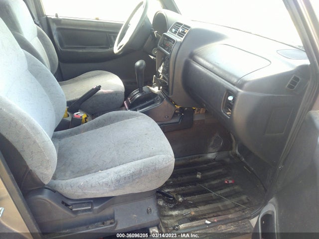 Chevrolet Tracker 1998 2CNBE136XW6901842 Image 7