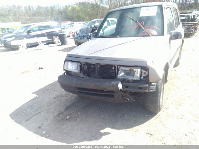 Chevrolet Tracker 1998 2CNBE136XW6901842 Image 8