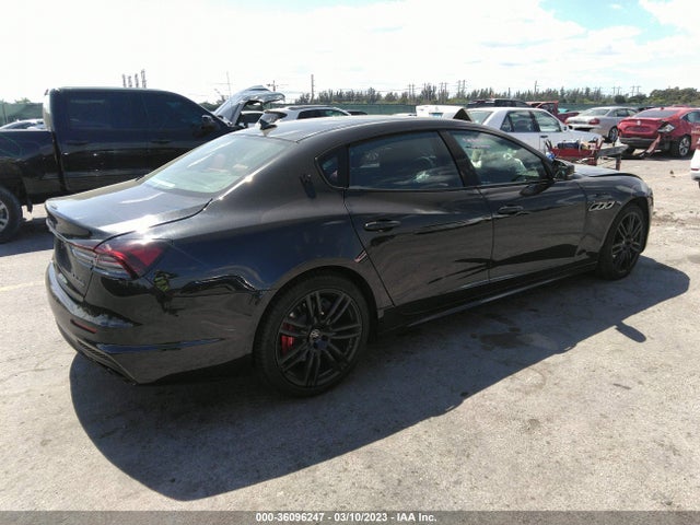 ZAM56YPM7NX407027 Maserati Quattroporte Modena