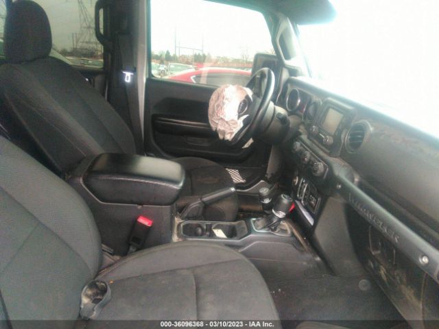 1C4HJXDG0JW150186 Jeep Wrangler Unlimited Sport S
