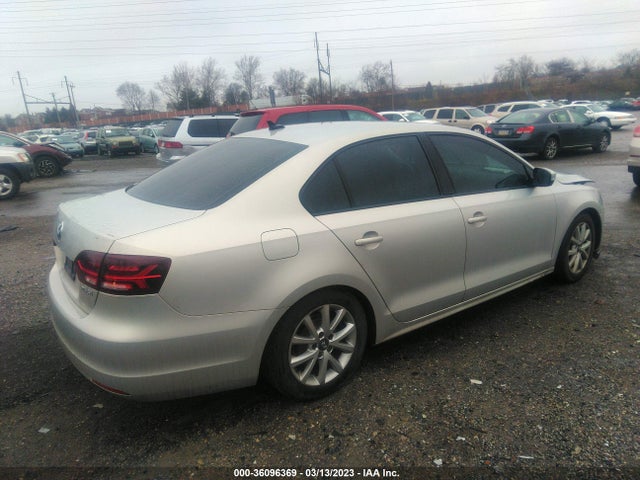 2011 VOLKSWAGEN JETTA SEDAN SE W VIN: 3VWDZ7AJ8BM321935