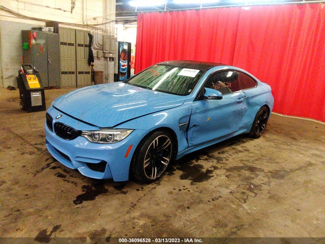 BMW M4 2016 WBS3R9C50GK335619 Image 2
