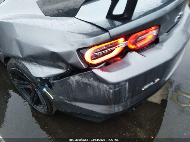 2019 Chevrolet Camaro, VIN: 1G1FK1R62K0145313