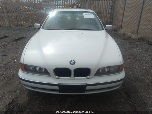 BMW 5 Series 528i 1998 WBADD5329WBV54521 Image 7