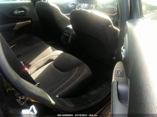 1C4PJMCB8HD236769 Jeep Cherokee Latitude