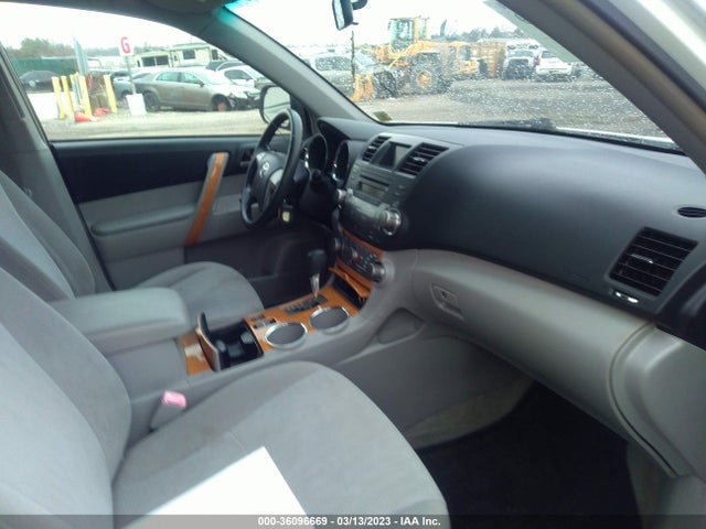 2008 TOYOTA HIGHLANDER HYBRID VIN: JTEEW41AX82020447
