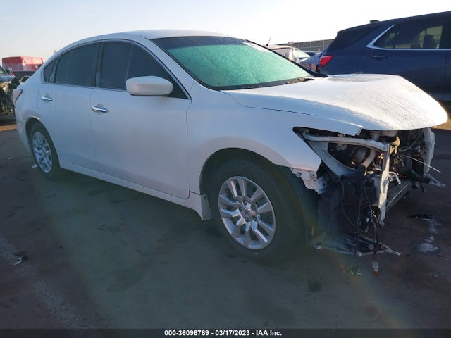Nissan Altima 2.5 S 2015 1N4AL3AP3FN379778 Image 1