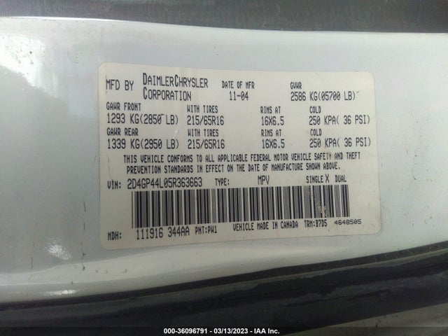 2005 DODGE GRAND CARAVAN SXT VIN: 2D4GP44L05R363663