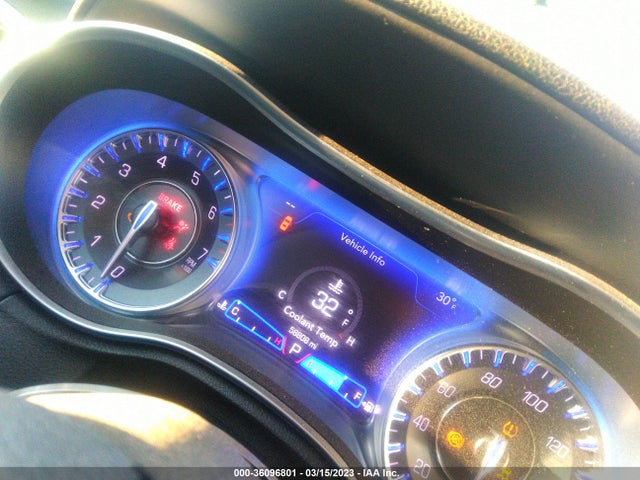 2C3CCAAG5KH601560 Chrysler 300 Touring