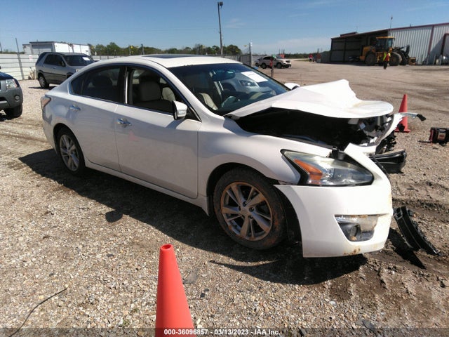 2015 1N4AL3AP1FC152536 main image