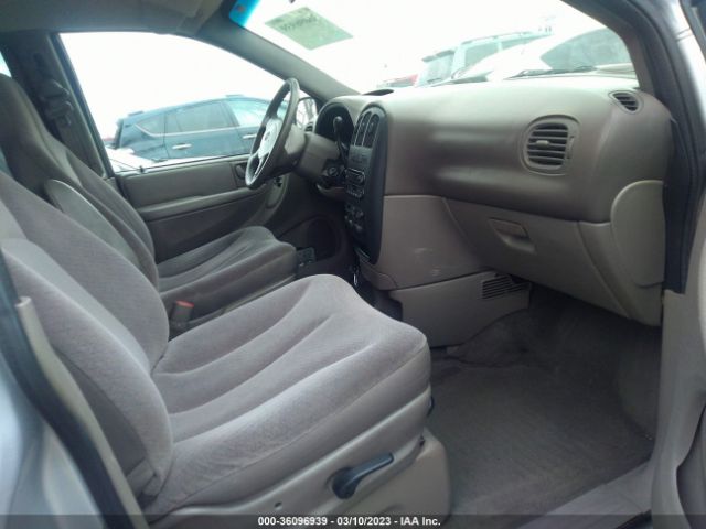 2B4GP44382R513606 Dodge Grand Caravan Sport