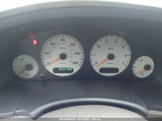 2B4GP44382R513606 Dodge Grand Caravan Sport