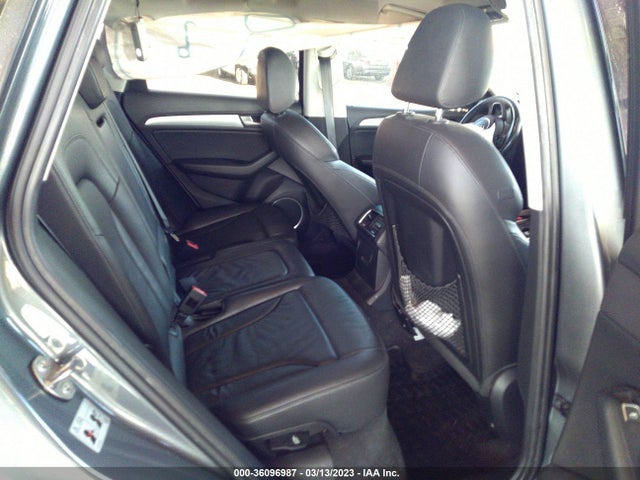 WA1CMAFP4EA013549 Audi Q5 Premium Plus