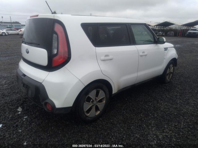 KNDJN2A28G7263047 KIA Soul Base