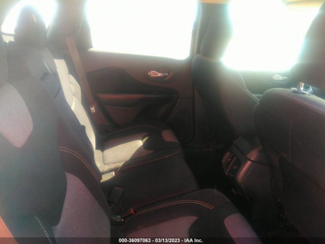 1C4PJMCB6EW147315 Jeep Cherokee Latitude