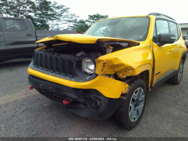 ZACCJBCT0FPB58469 Jeep Renegade Trailhawk