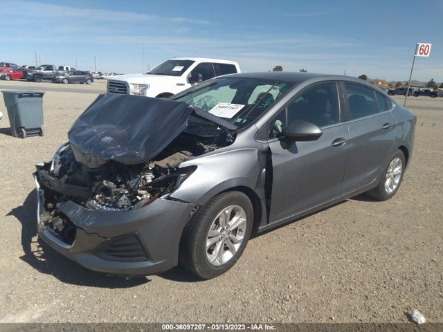 Chevrolet CRUZE LT 2019 1G1BE5SM2K7105746 Image 2