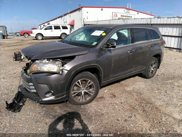 Toyota Highlander Le 2019 5TDZZRFH6KS298455 Image 2