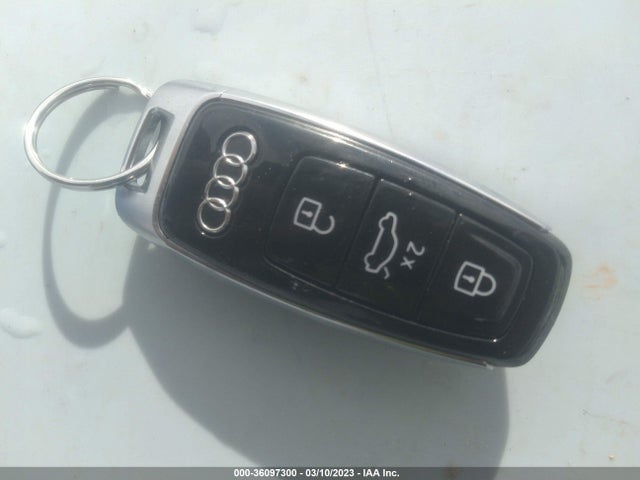WA1LXAF79MD039648 Audi Q7 Premium Plus