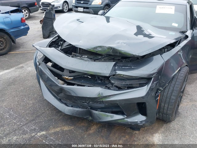 Chevrolet Camaro 1lt 2018 1G1FB1RS0J0160565 Image 7