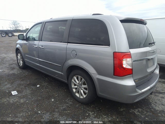 2C4RC1GG0FR711266 Chrysler Town & Country Limited Platinum