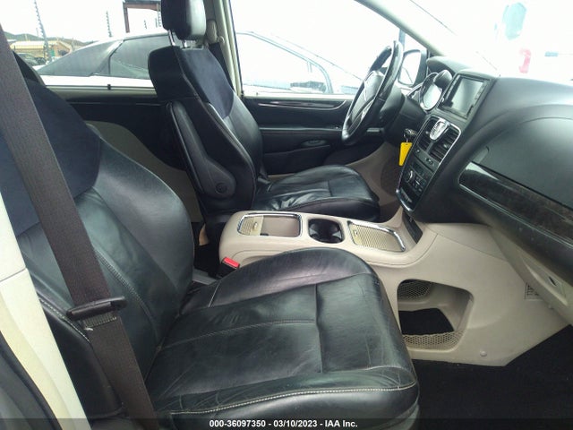 2C4RC1GG0FR711266 Chrysler Town & Country Limited Platinum
