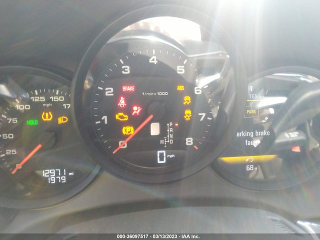WP0CA2A84NS205102 Porsche 718 Boxster