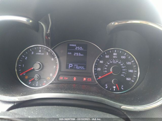 KNAFX4A68E5211129 KIA FORTE LX