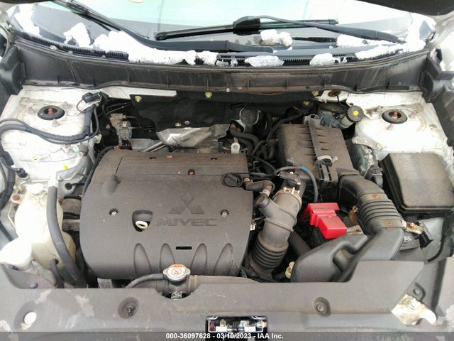 JA4AP3AU5GZ065705 Mitsubishi Outlander Sport 2.0 Es