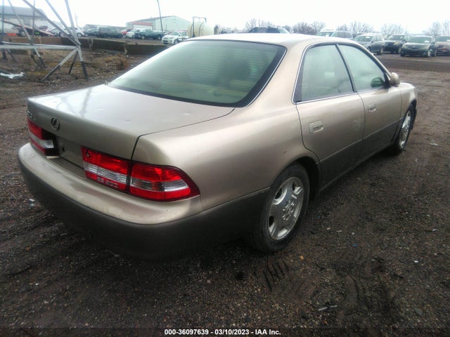 JT8BF28GXY5089691 Lexus ES 300