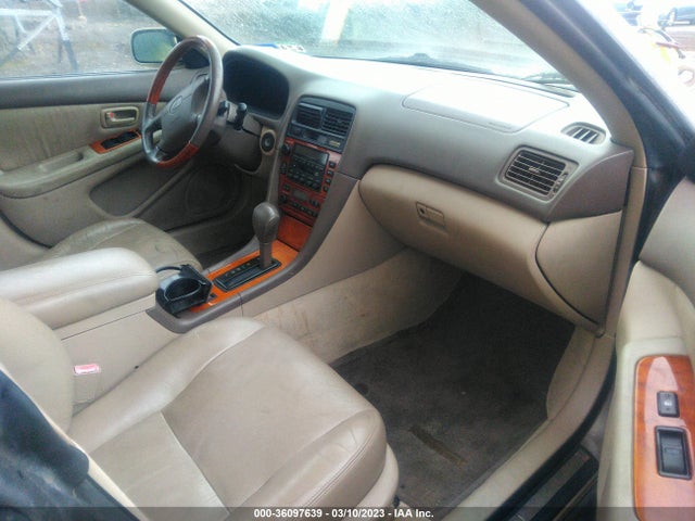 JT8BF28GXY5089691 Lexus ES 300