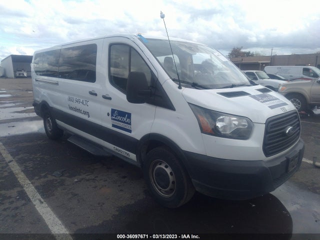 Ford Transit Passenger Wagon Xlt 2019 1FBZX2YM7KKA46698 Image 1