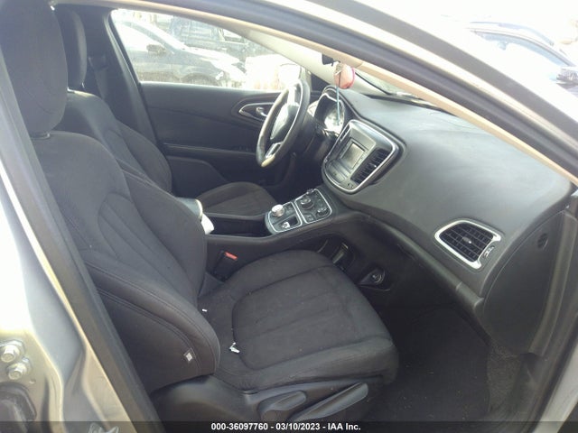 Chrysler 200 Limited 2015 1C3CCCAB8FN755788 Image 5