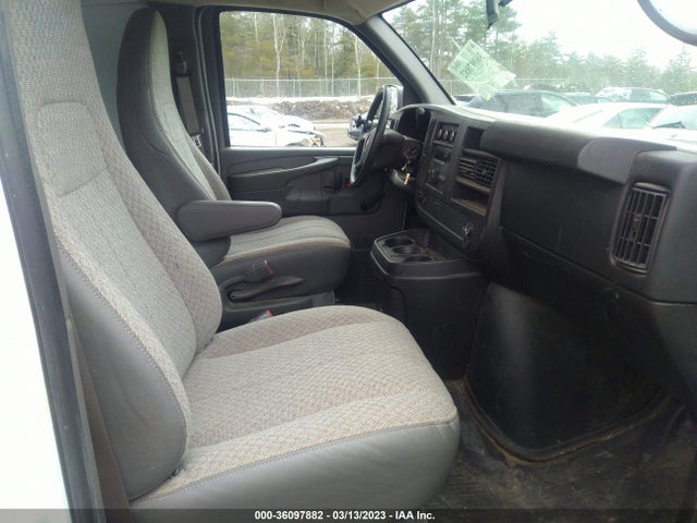 Chevrolet EXPRESS CARGO VAN 2012 1GCSGAFX5C1173543 Image 6