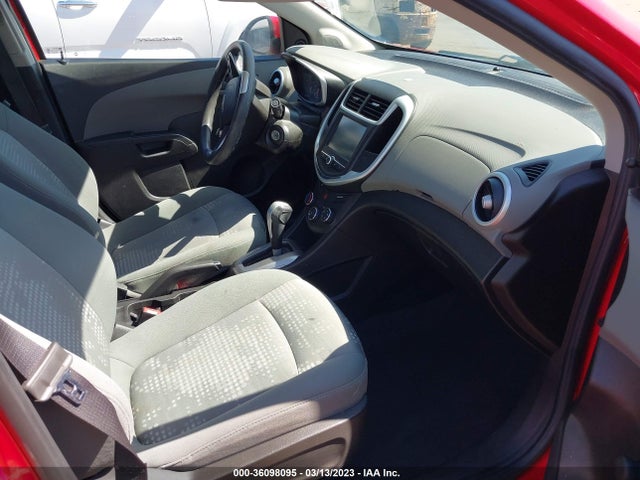 Chevrolet SONIC LS 2017 1G1JB5SH5H4111817 Image 6