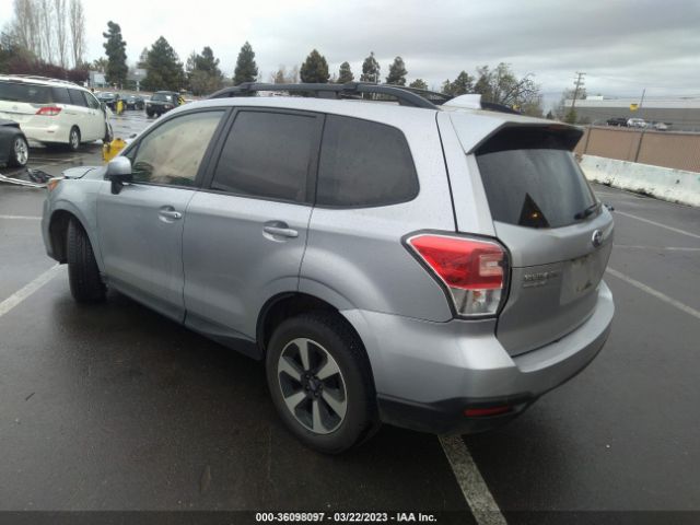 JF2SJADC3HH455553 Subaru Forester Premium