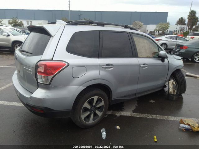 JF2SJADC3HH455553 Subaru Forester Premium
