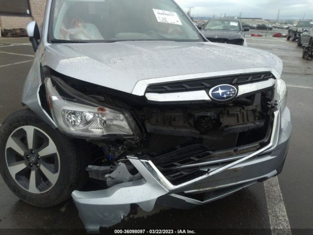 JF2SJADC3HH455553 Subaru Forester Premium